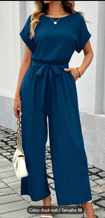 Mono elegante para mujer - frente